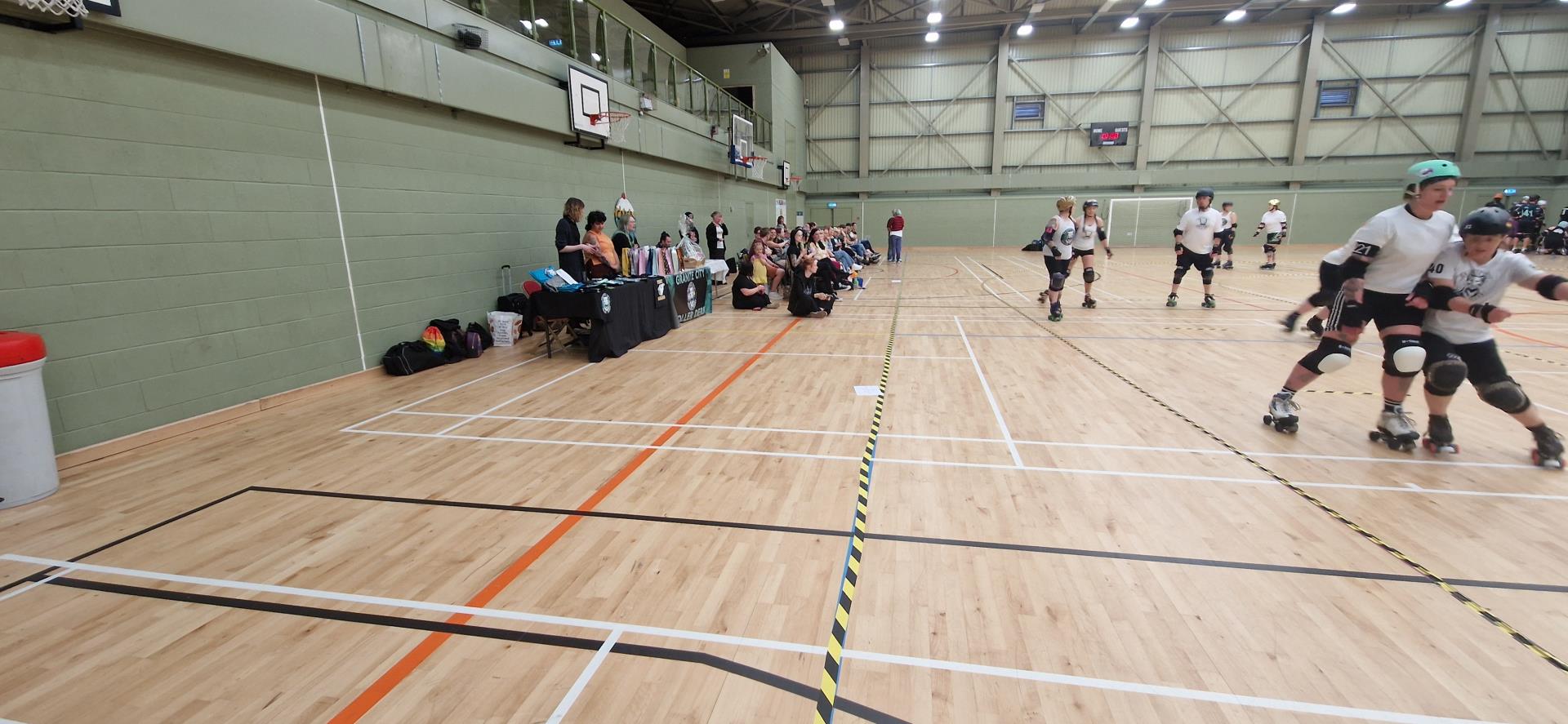 Image of a group of people in a gym