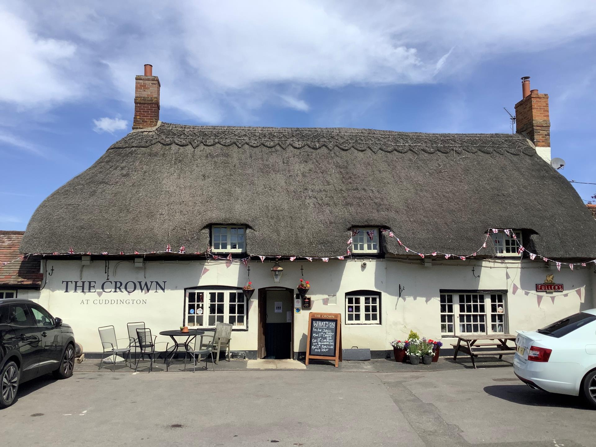 The Crown, Cuddington Pub with Disabled Access Aylesbury Euan's Guide