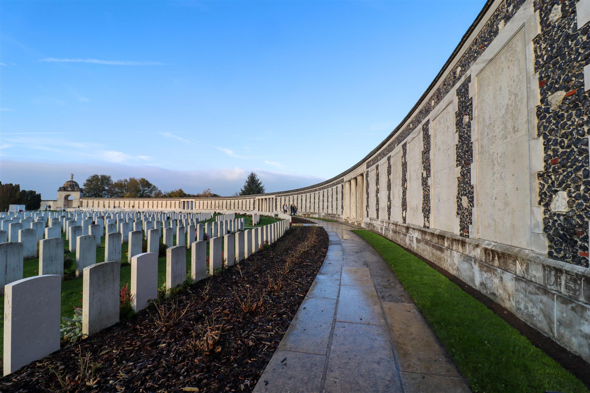 Image of a graveyard